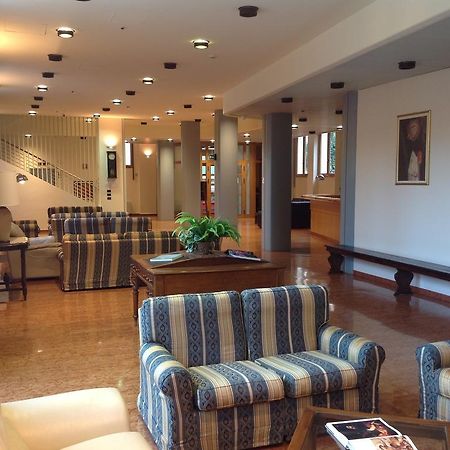Ospitalita San Tommaso D'Aquino Hotell Bologna Eksteriør bilde