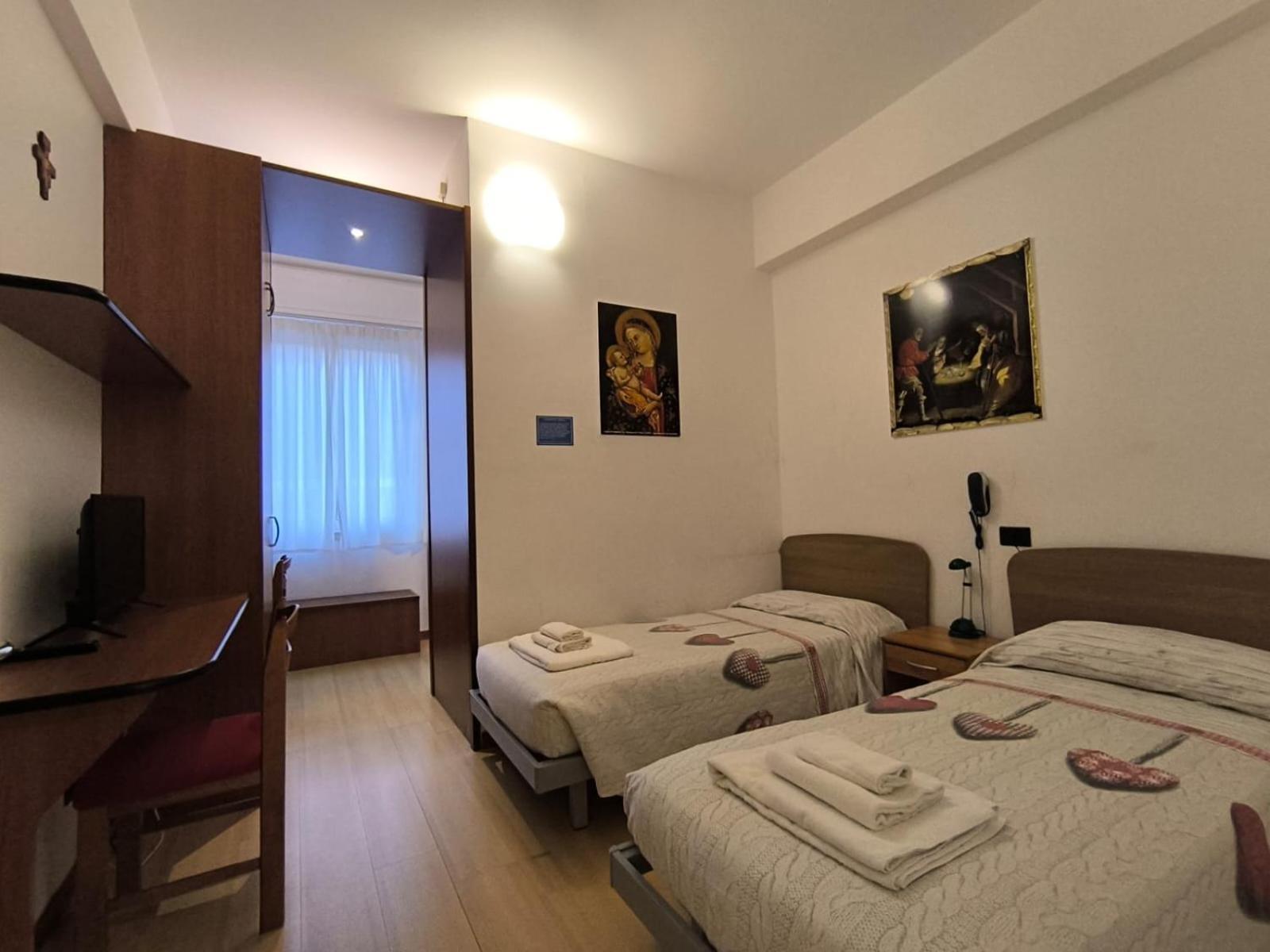 Ospitalita San Tommaso D'Aquino Hotell Bologna Eksteriør bilde