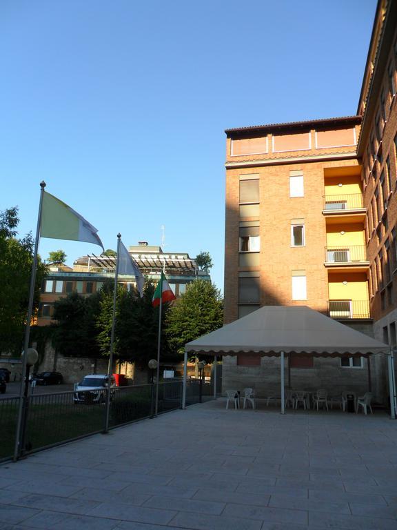 Ospitalita San Tommaso D'Aquino Hotell Bologna Eksteriør bilde