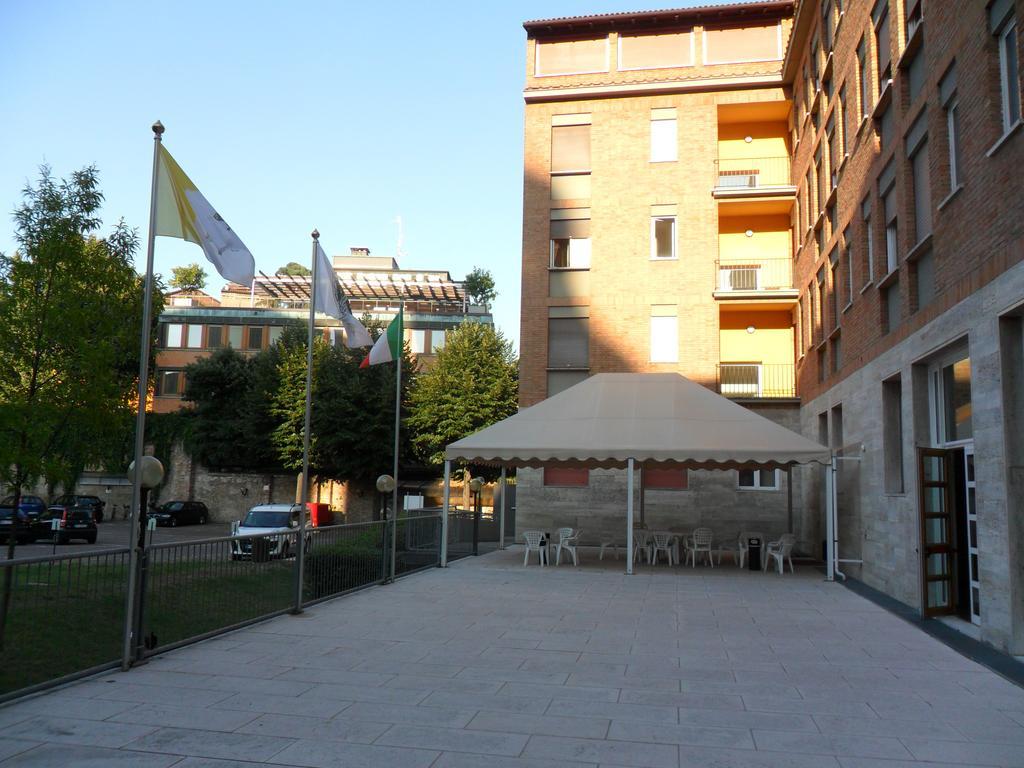 Ospitalita San Tommaso D'Aquino Hotell Bologna Eksteriør bilde